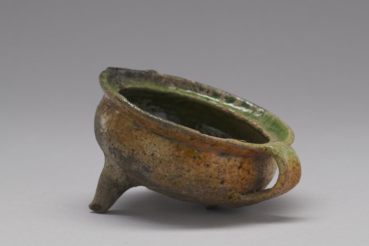 Trójnóg - patelnia ceramiczna