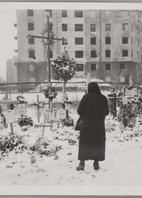 Tymczasowy cmentarz na placu Narutowicza