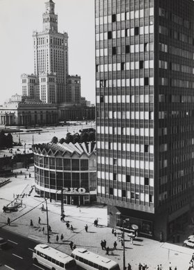 Widok na centrum miasta, Pałac Kultury i Nauki, rotundę PKO i budynek Universalu