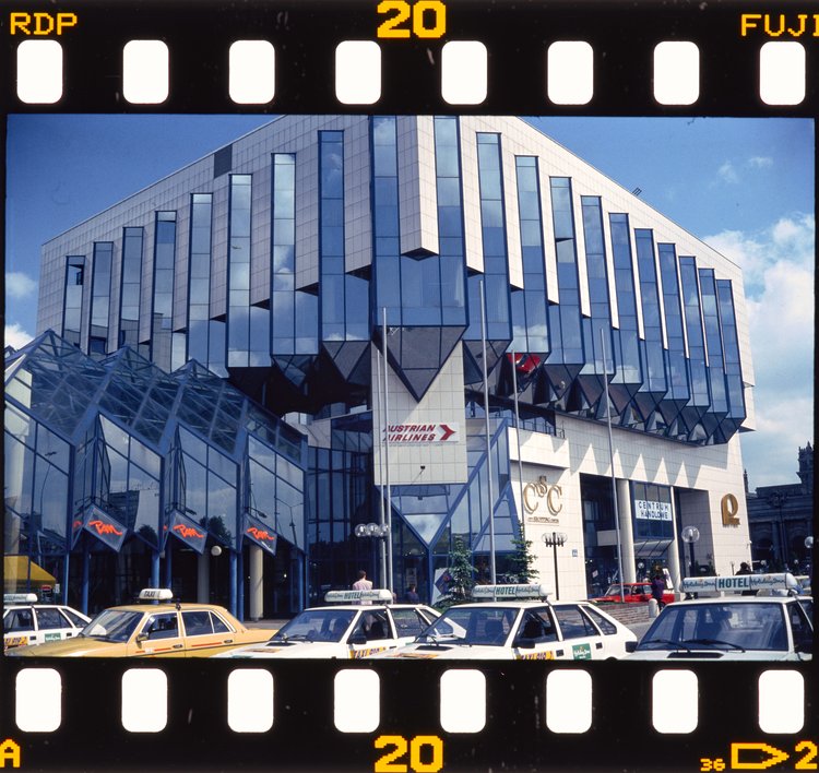 City Center przy ulicy Złotej 44