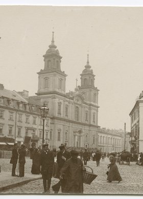 Kościół św. Krzyża i Krakowskie Przedmieście, widok z ulicy Aleksandria (obecnie: Kopernika)