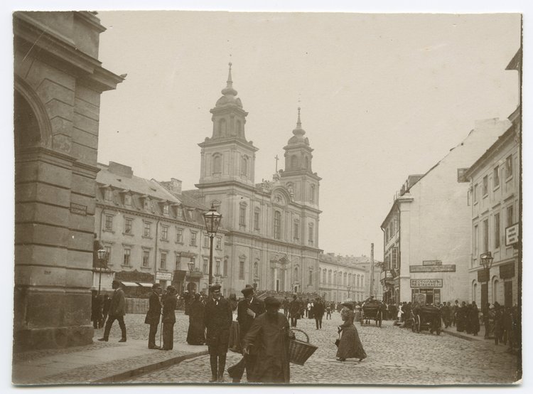 Kościół św. Krzyża i Krakowskie Przedmieście, widok z ulicy Aleksandria (obecnie: Kopernika)