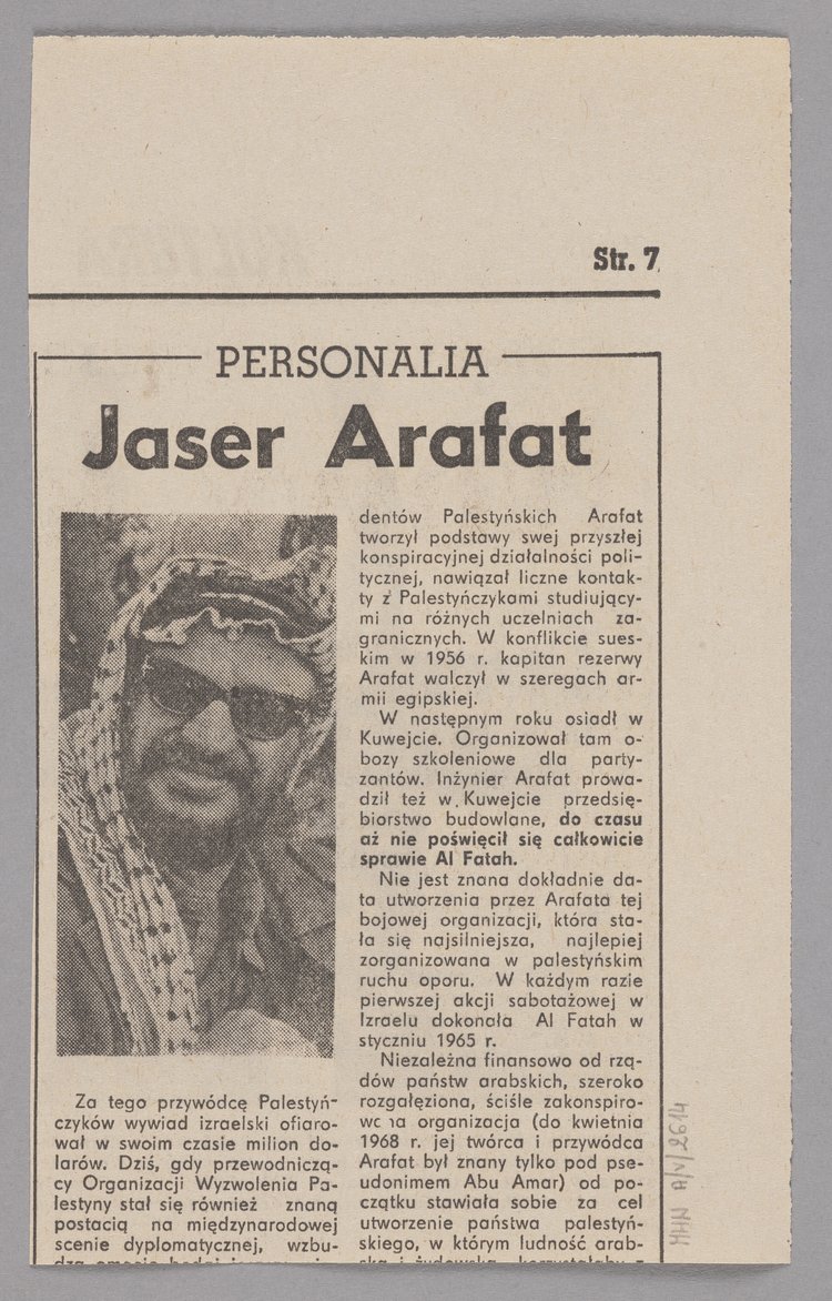 Wycinek z czasopisma p.t. "Kultura" z artykułem na temat rzeźby Jerzego Chojnackiego nazwanej "Syrena - Ogrodnik"