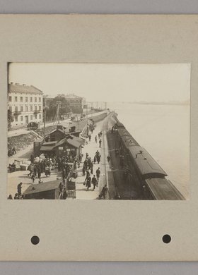 Stacja "Most" wąskotorowej kolejki dojazdowej linii Jabłonna - Karczew