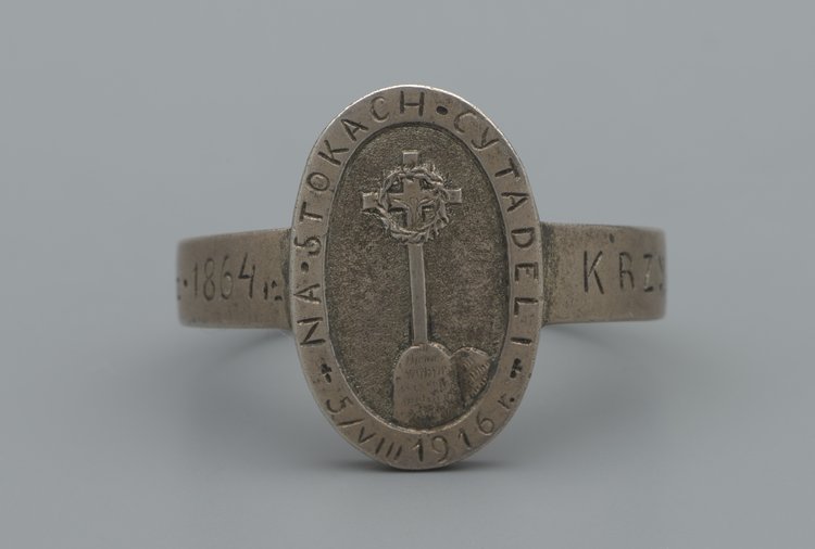 Pierścień upamiętniający poświęcenie krzyża na Cytadeli", 1916