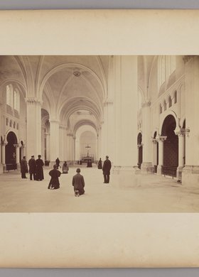 Wnętrze kościoła św. Piotra i Pawła na Koszykach