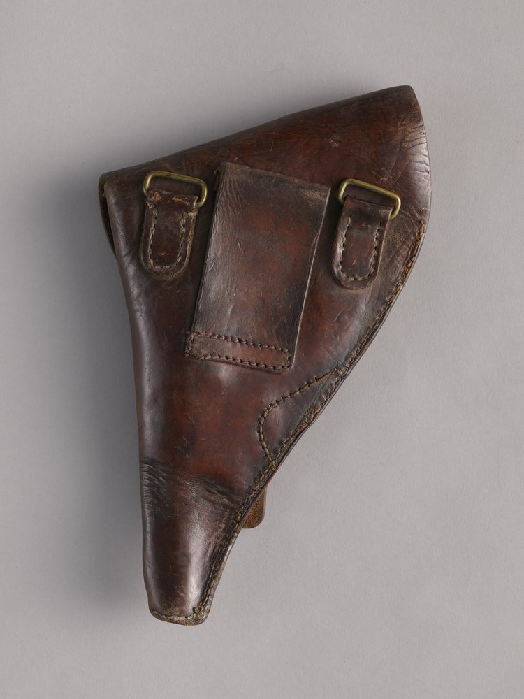 Kabura do pistoletu ze skrytki konspiracyjnej harcmistrza podporucznika Władysława Cieplaka "Giewonta"