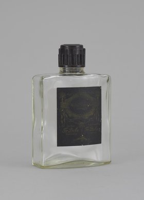 Flakonik po wodzie kolońskiej firmy Puls