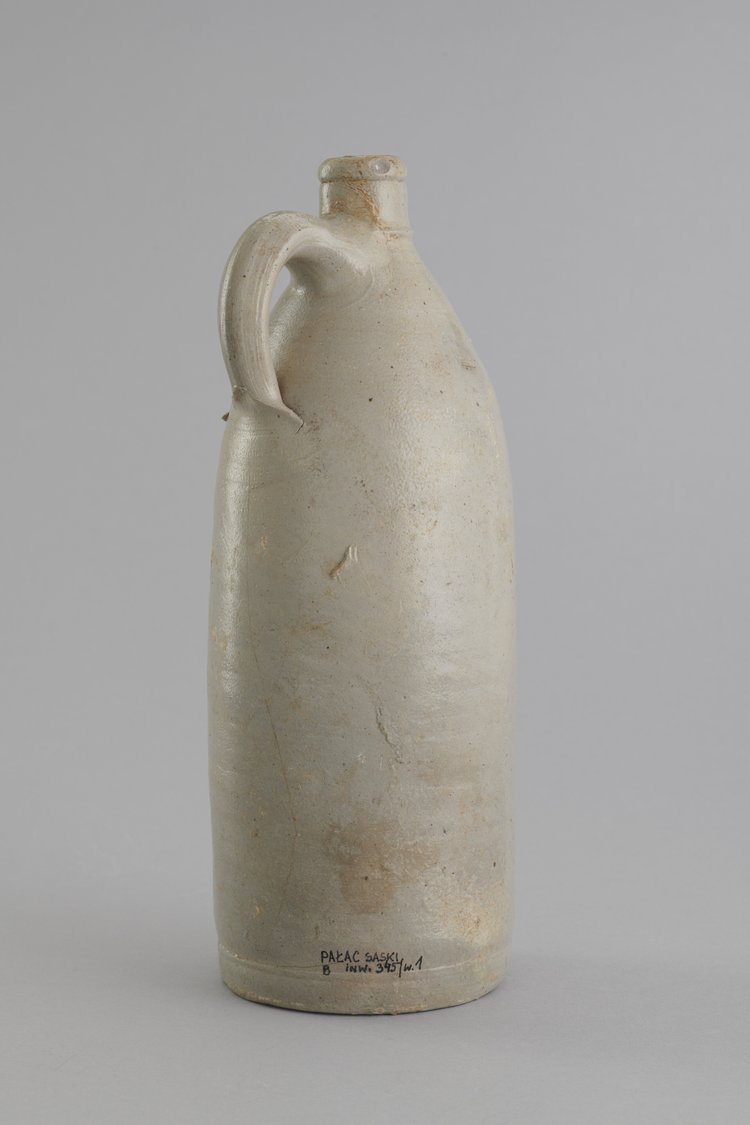 Butelka kamionkowa z uchem