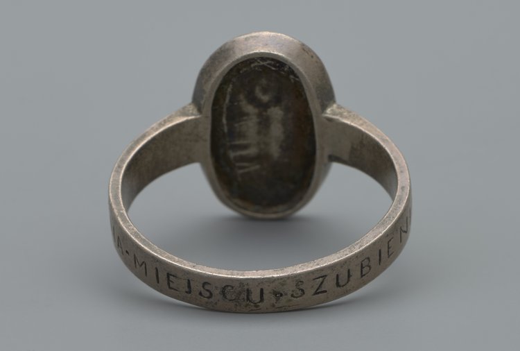 Pierścień upamiętniający poświęcenie krzyża na Cytadeli", 1916