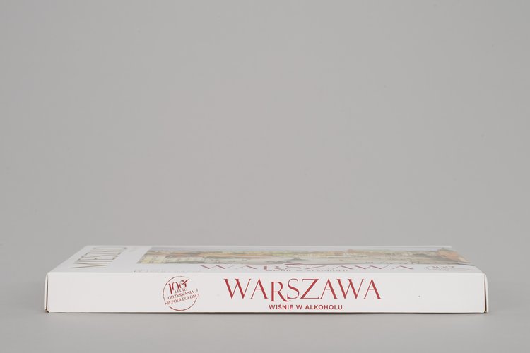 Pudełko po wiśniach w czekoladzie firmy Mieszko z wizerunkiem Zamku Królewskiego