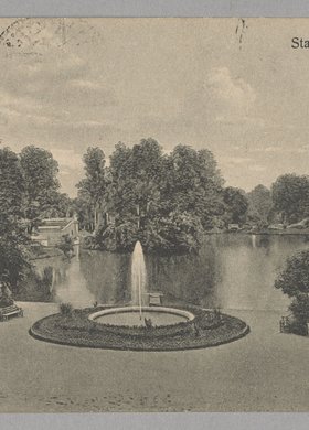 Taras pałacu Na Wyspie w Łazienkach i Staw Południowy