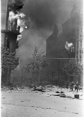 Pożary kamienic przy ulicy Jasnej