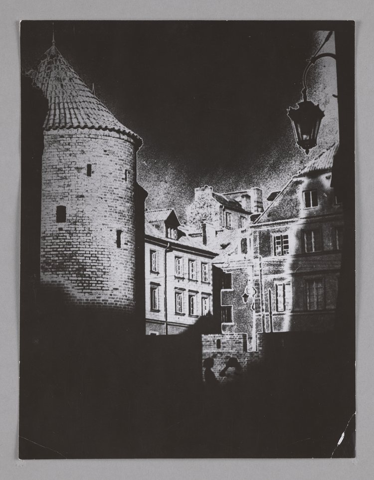 Baszta Barbakanu i kamienice staromiejskie