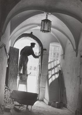 Interior of the entrance hall of the burgher house at 34 Old Town Market Square
