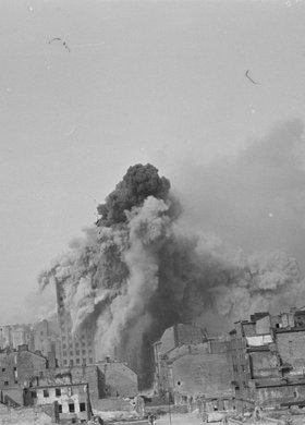 Wybuch pocisku w gmachu Towarzystwa Ubezpieczeń "Prudential"