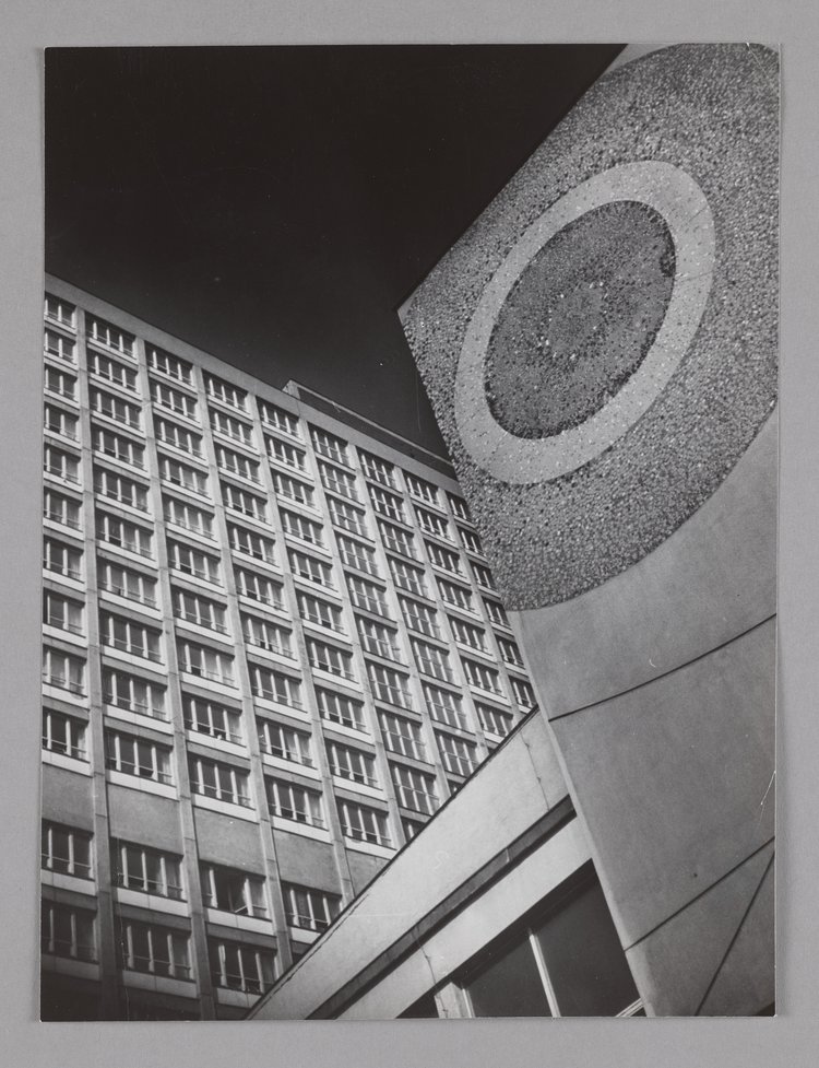 Dom studencki "Riwiera" przy ulicy Waryńskiego