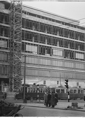 Budowa Centralnego Domu Towarowego w Alejach Jerozolimskich