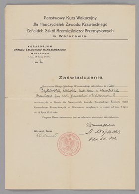 Zaświadczenie wystawione Lucynie Bykowskiej