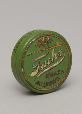 Pudełko po drażach miętowych firmy Fuchs w kolorze zielonym