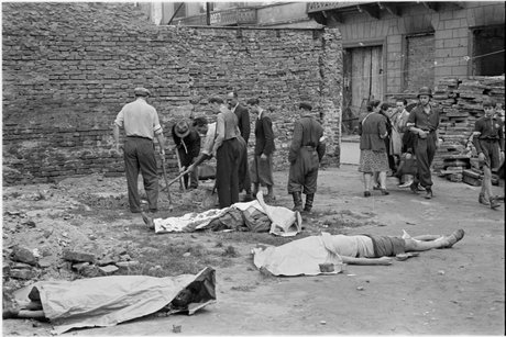 Grzebanie ofiar wybuchu pocisku granatnika