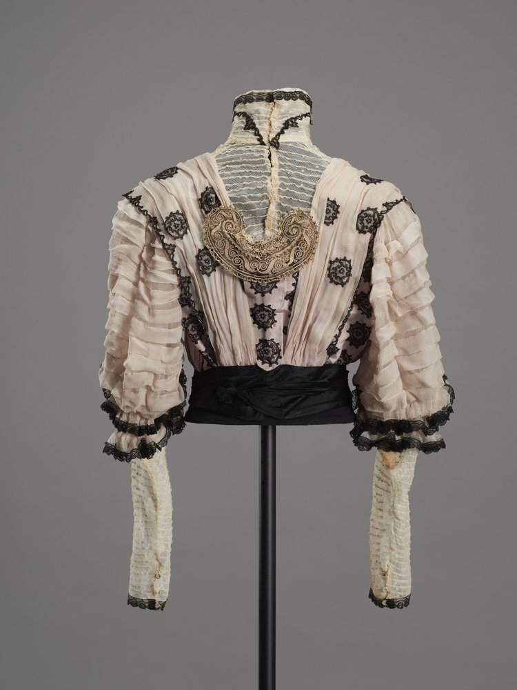 Bluzka wizytowa w kolorze liliowym