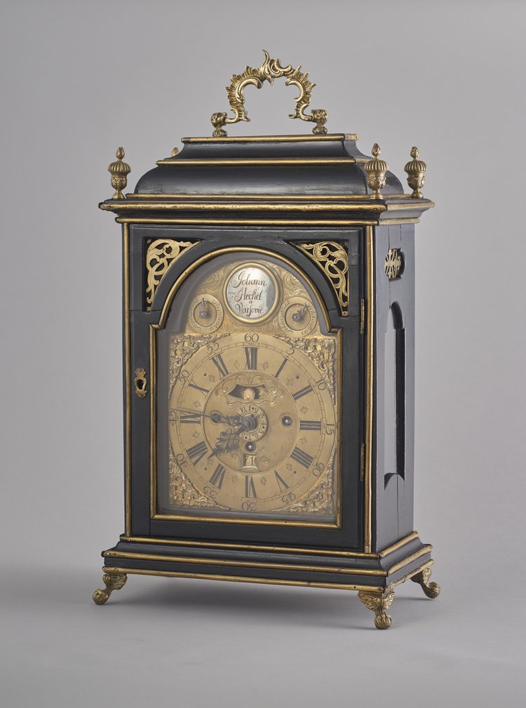 Zegar szafkowy typu bracket