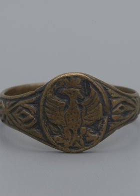 Pierścień w formie sygnetu