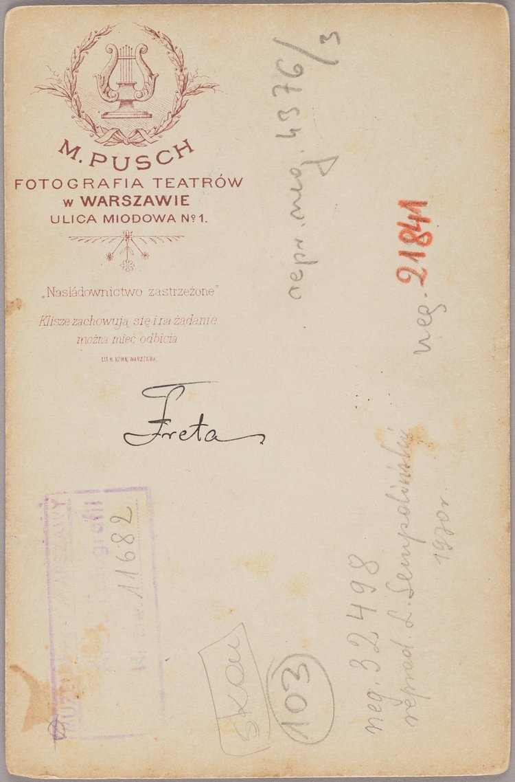 Ulica Freta, widok w kierunku kościoła oo. paulinów