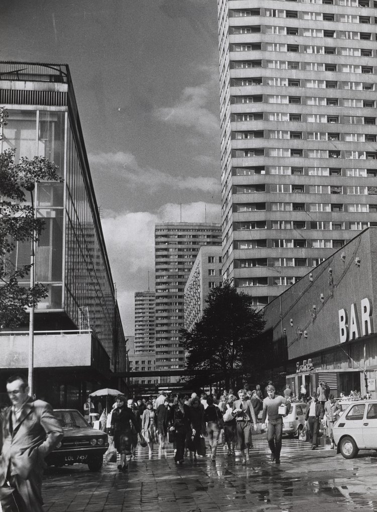 Pasaż Śródmiejski (obecnie: Pasaż Stefana "Wiecha" Wiecheckiego) i bar Zodiak