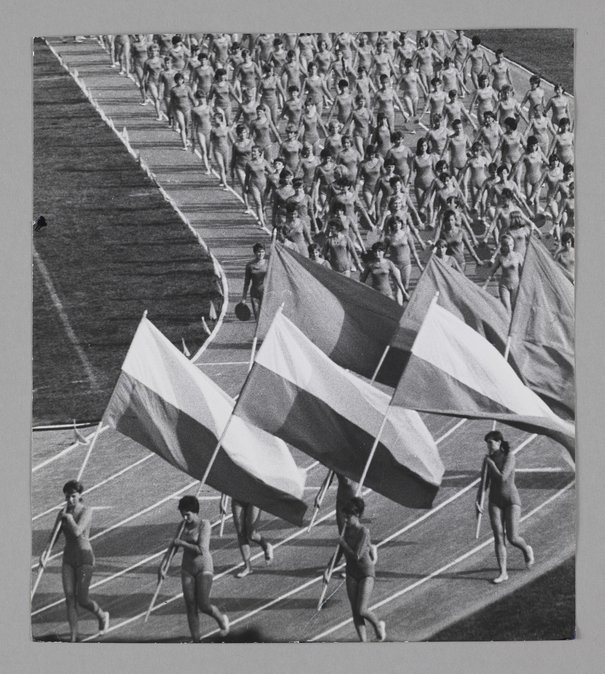 
                     
                     Edward Hartwig, Defilada na Stadionie Dziesięciolecia, lata 60. XX w.
                     
                     