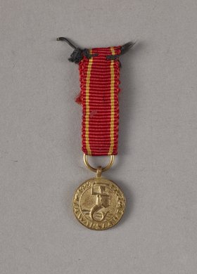 Miniatura Medalu za Warszawę 1939-1945