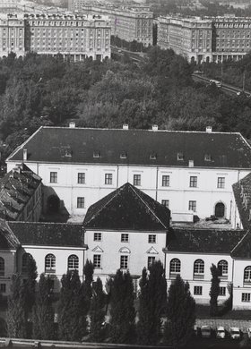 Widok z góry na Arsenał i ulicę Nowotki - odbitka odwrócona