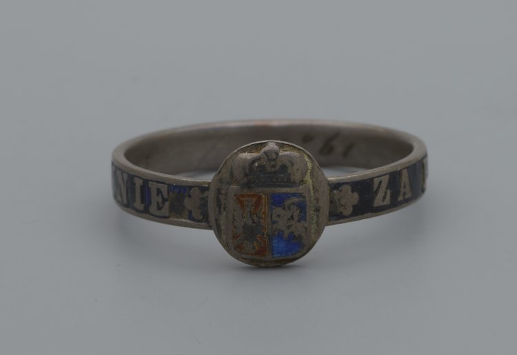 Obrączka patriotyczna żałobna