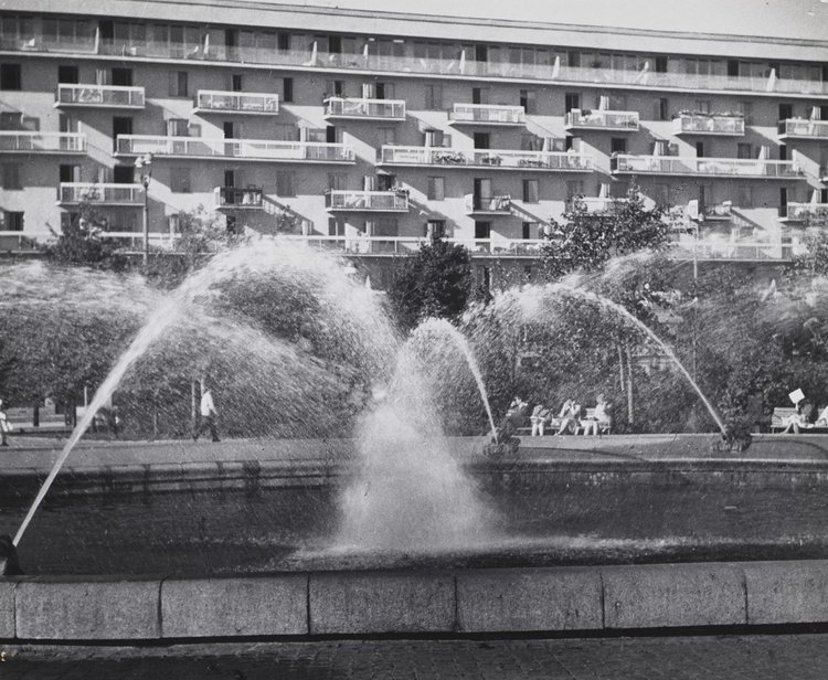 Świętokrzyski Park fountain