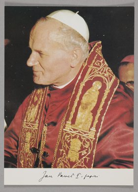 Pocztówka z reprodukcją zdjęcia Ojca Świętego św. Jana Pawła II