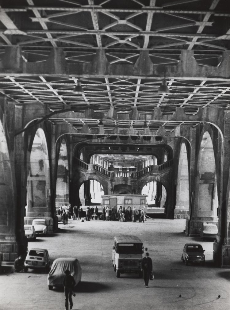 Under the Poniatowski bridge viaduct