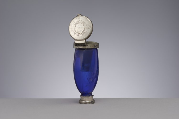 Spluwaczka kieszonkowa ("Taschenflasche für Hustende")