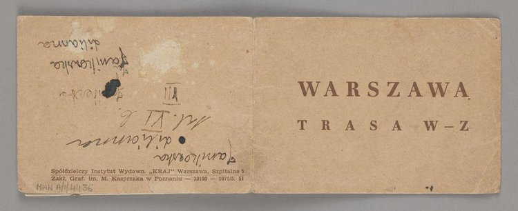 Album pt. "Warszawa. Trasa W-Z" zawierający fotografie nowej inwestycji