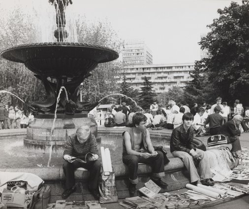 Kiermasz książek pod Pałacem Kultury i Nauki