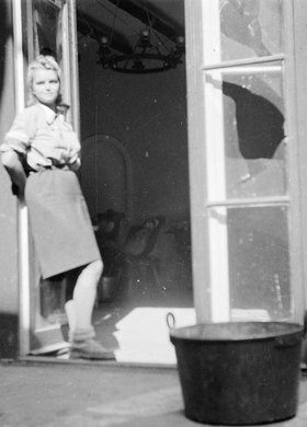 Portret Danuty Szczepańskiej (później Kuczyk) ps. "Danka Biała"