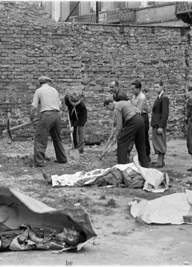 Grzebanie ofiar wybuchu pocisku granatnika