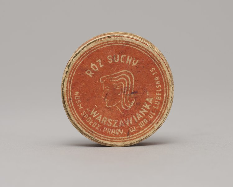 Pudełko z suchym różem firmy Warszawianka