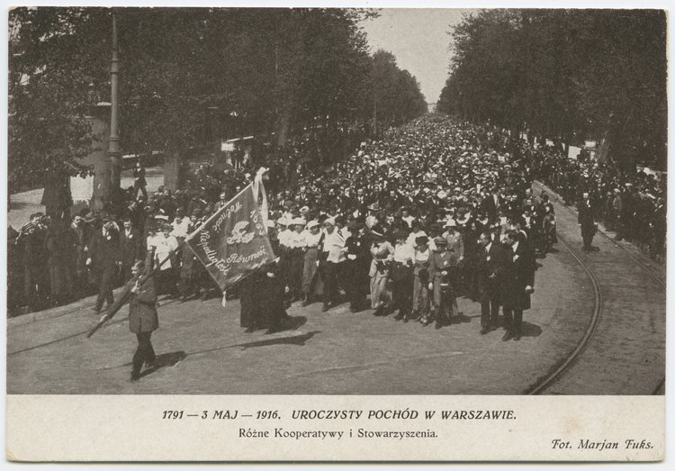 Pochód w rocznicę uchwalenia Konstytucji 3 Maja
