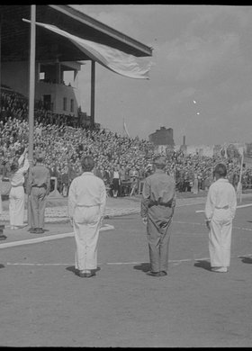 Zawody sportowe na stadionie Legii Warszawa