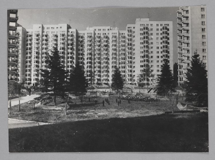 Inflancka housing estate in Muranów