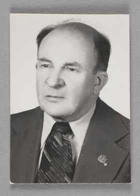 Chojnacki, Jerzy Karol ps. "Chojna" (1909–1988) – rzeźbiarz, fotograf, powstaniec