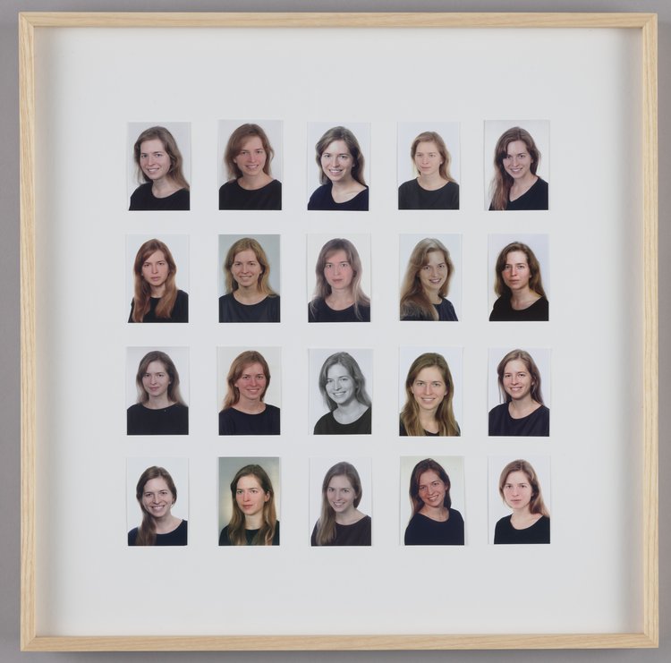 "Zdjęcia do dyplomu", z cyklu "Fotograf Warszawski"