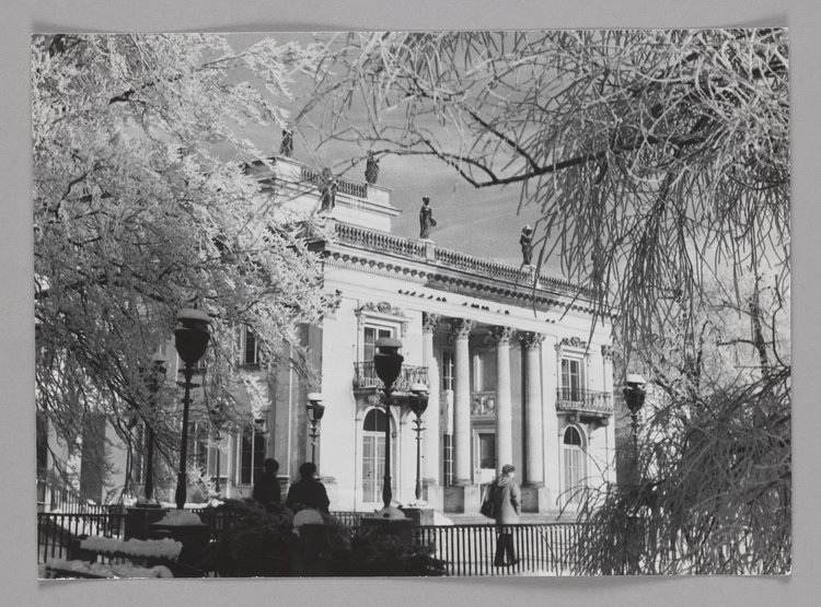 Pałac na Wyspie w Łazienkach Królewskich zimą