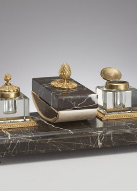 Ekrytuar - przybornik na biurko